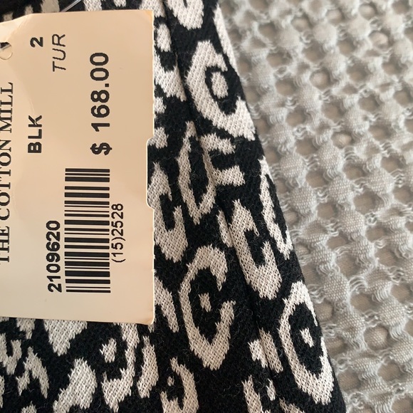 TRINA TURK Blk/Wt Lined Mini Skirt Sz 2 ~NWT - Picture 3 of 8